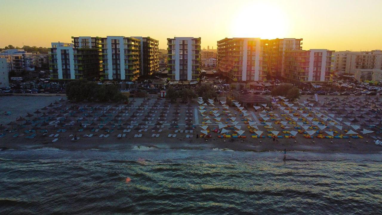 Vintage Breeze Apartment - Spa Pools Resort Mamaia Exterior foto